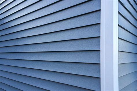 Should You Paint Vinyl Siding? A Debate on Aesthetics and Practicality